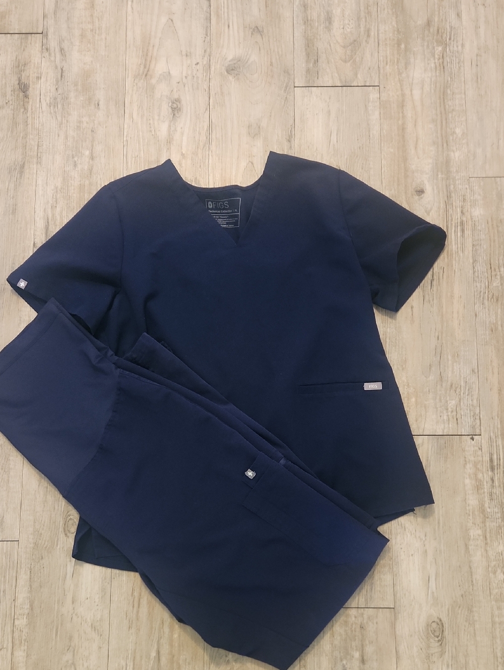 Figs Navy Medical Scrub Top & Pants Set